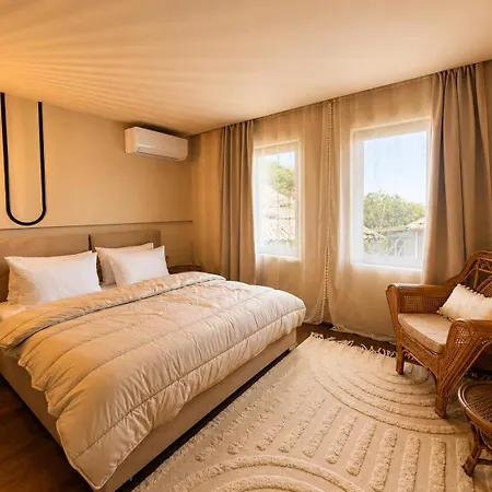Undina - Luxury With Stunning Sea View, Pool & Bbq فيلة *